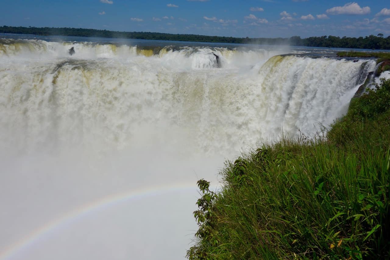 Falling for Iguazu TravelFoodCool