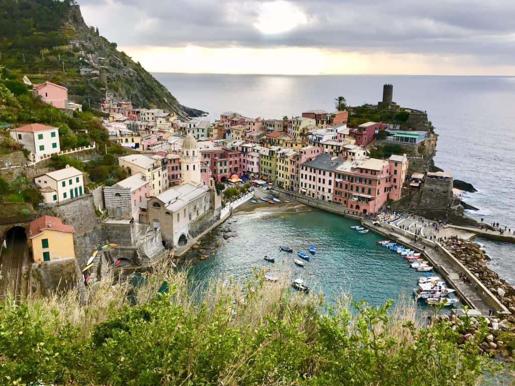 Cinque Terre Dos and Don'ts TravelFoodCool