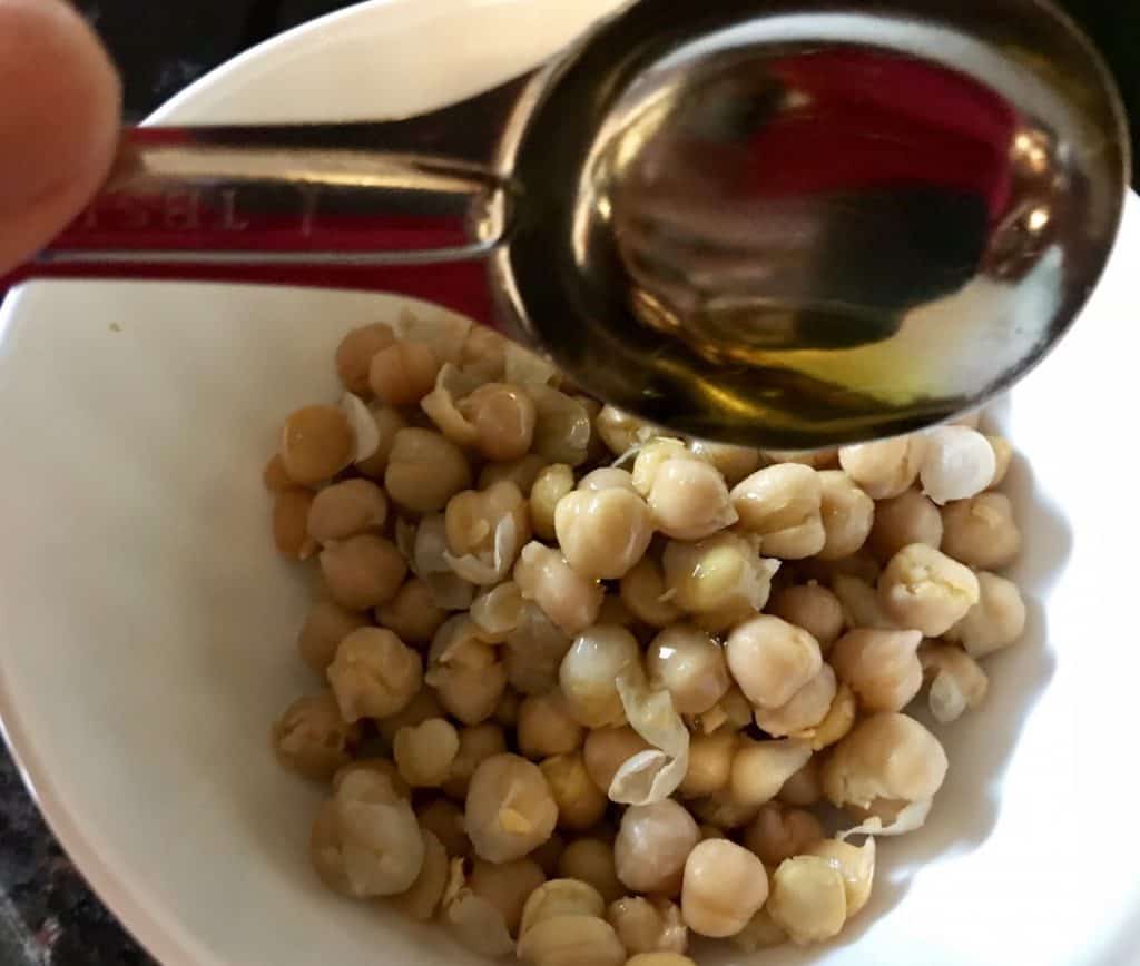 Crunchy Spiced Chickpeas TravelFoodCool